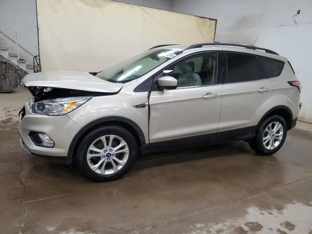  FORD ESCAPE 2018 Кремовий