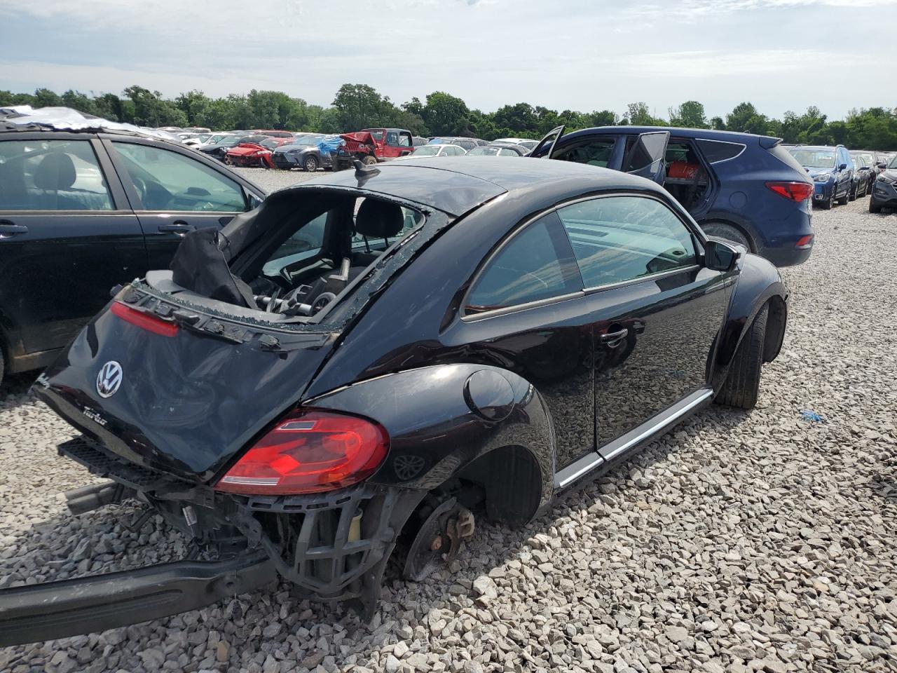 2017 Volkswagen Beetle Se VIN: 3VWJ17ATXHM608990 Lot: 61019045