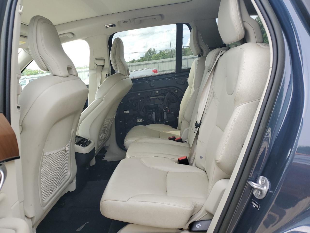 2022 Volvo Xc90 T5 Momentum VIN: YV4102CK6N1871108 Lot: 60423775