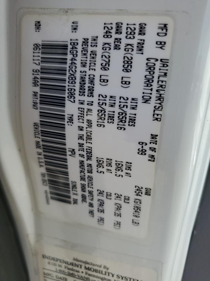 1999 Dodge Grand Caravan Se VIN: 1B4GP44G2XB916067 Lot: 61274405