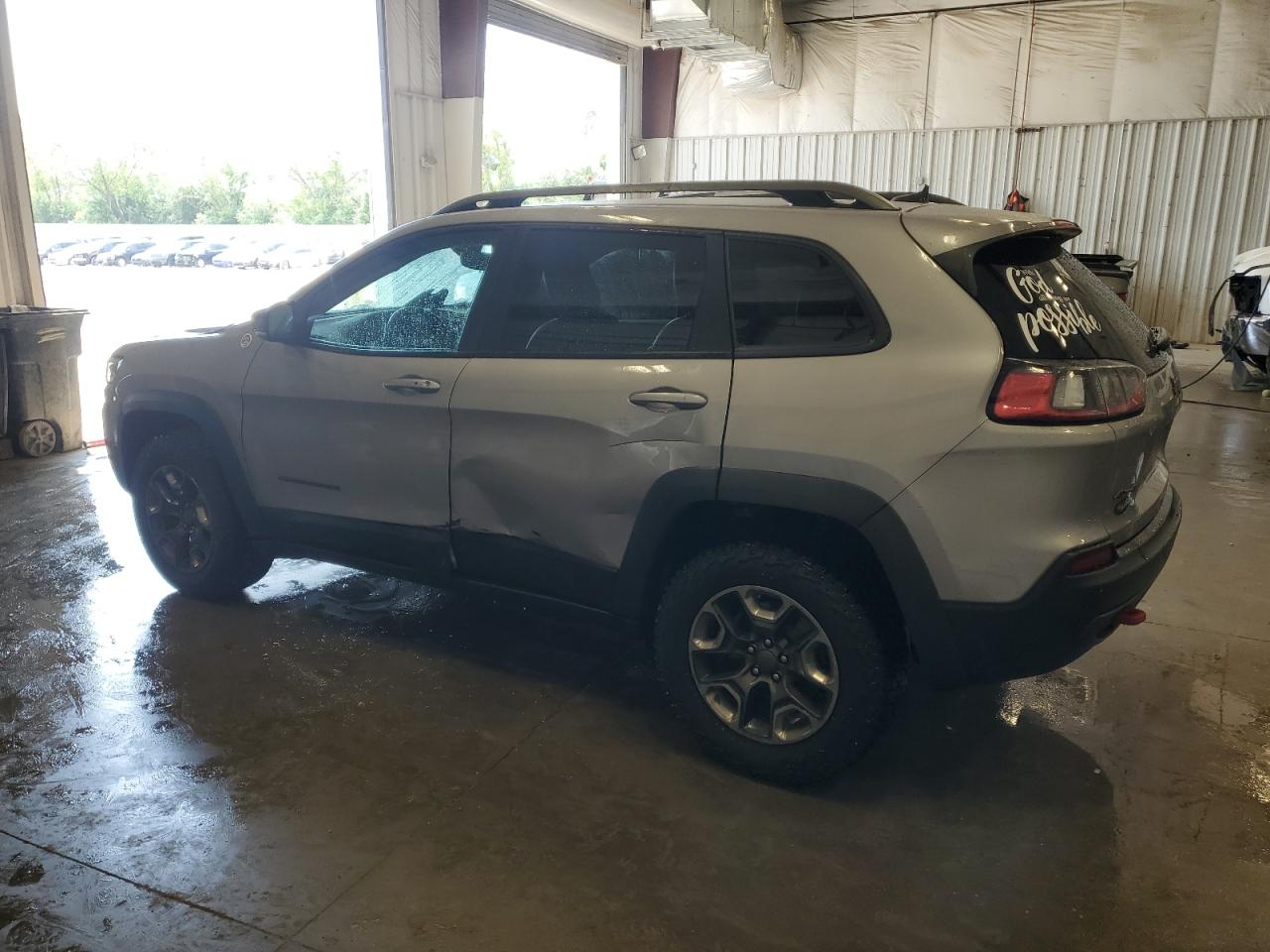 JEEP CHEROKEE 2019 VIN 1C4PJMBX9KD298976 zdjęcie 2