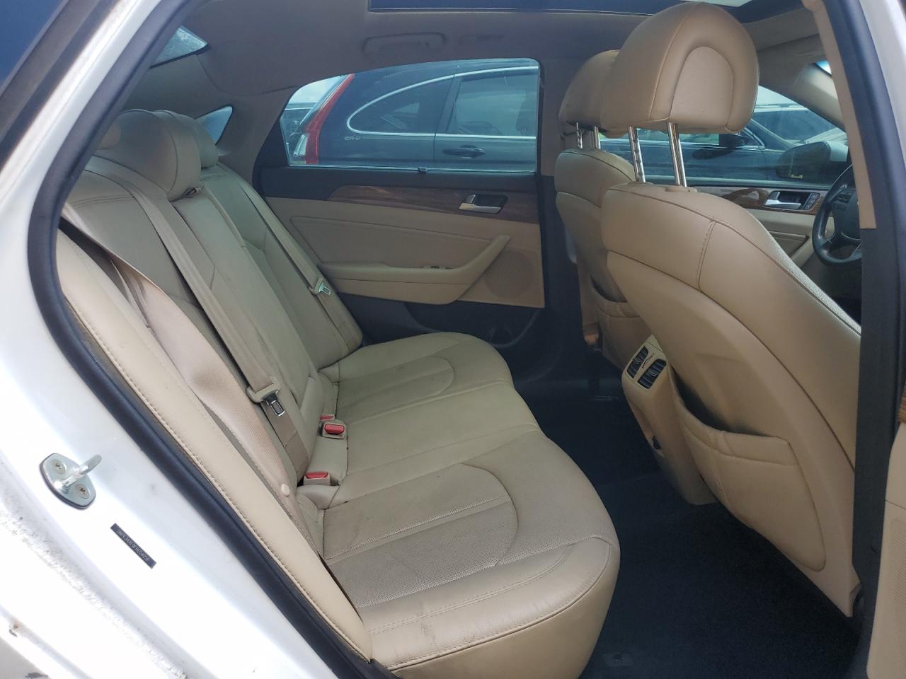 2015 Hyundai Sonata Sport VIN: 5NPE34AF9FH054058 Lot: 62659555