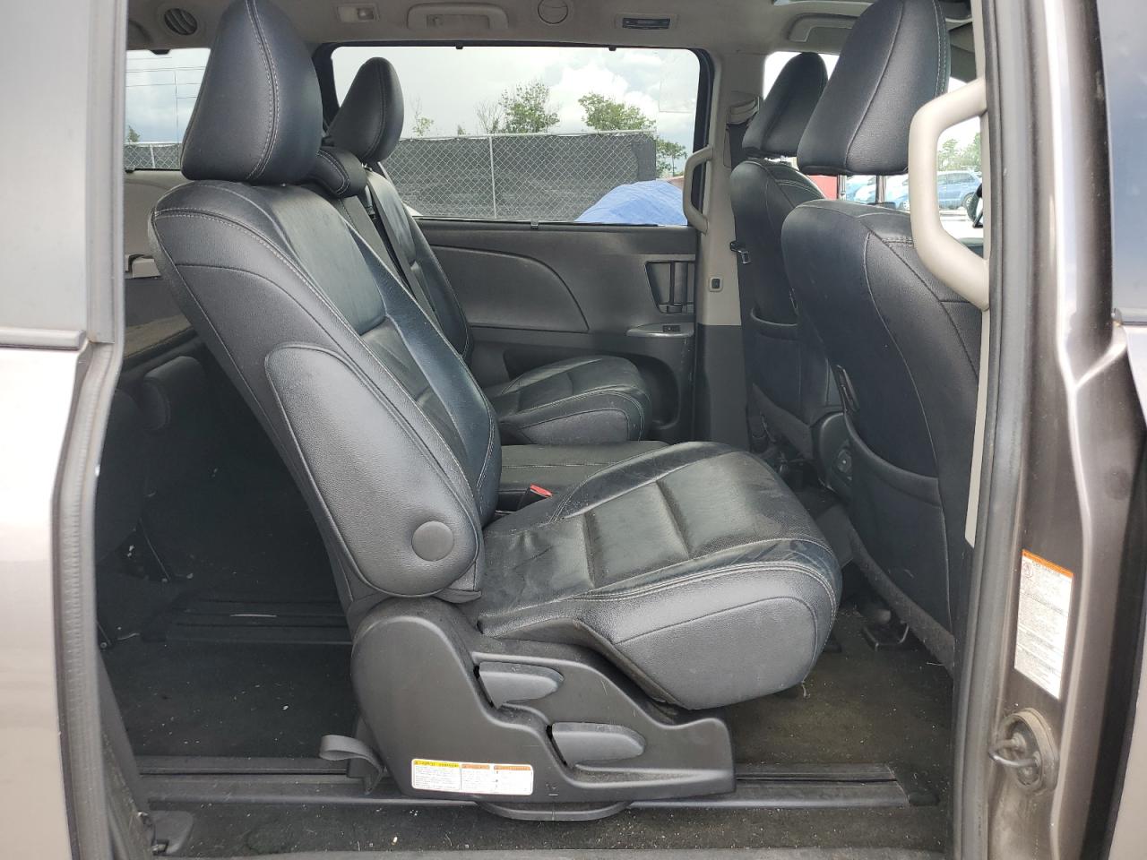 TOYOTA SIENNA 2016 VIN 5TDXK3DC4GS749888 фото 11