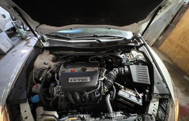 Parquets HONDA CROSSTOUR 2014 White