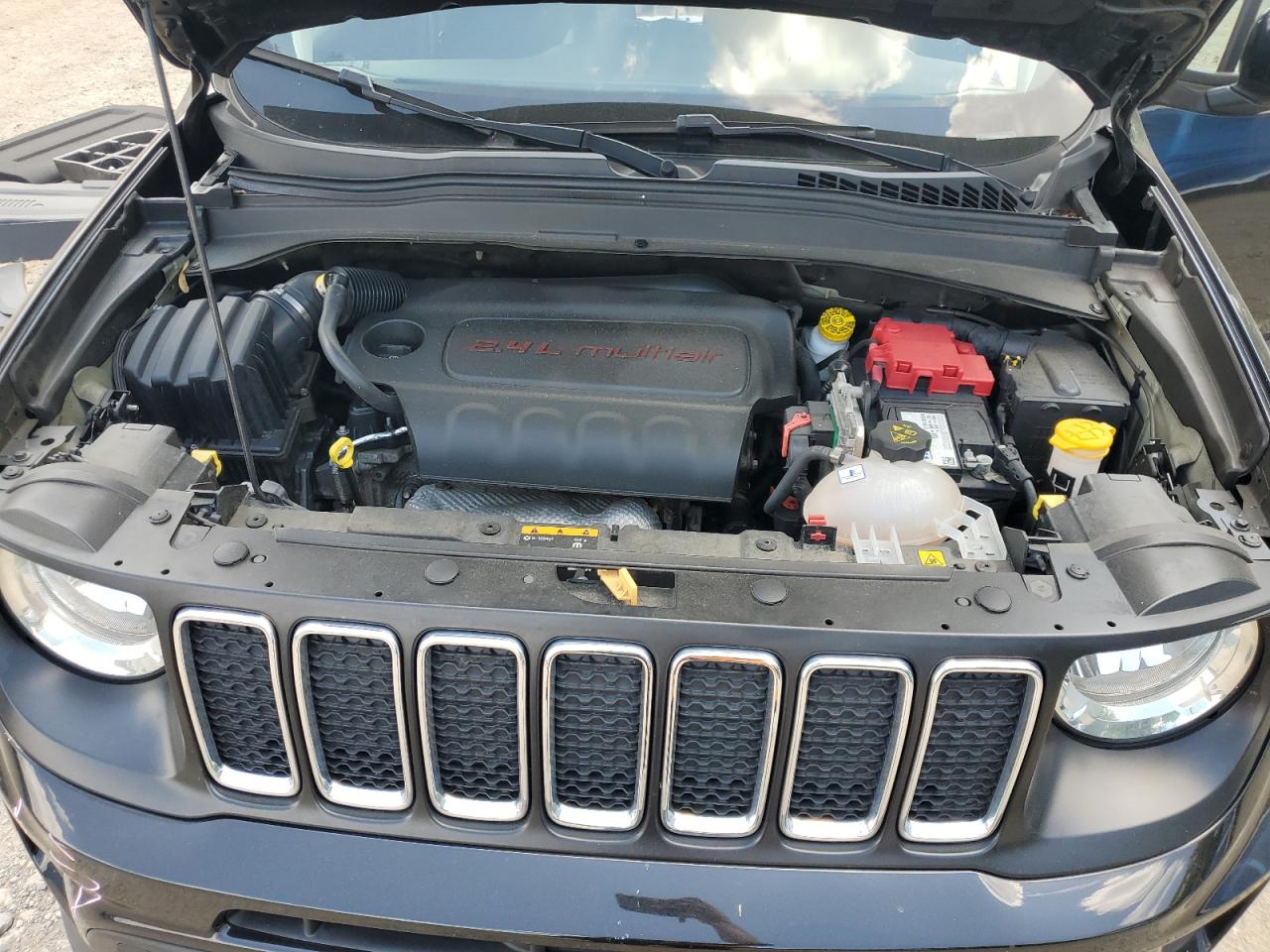2021 Jeep Renegade Latitude VIN: ZACNJDBB8MPM31546 Lot: 61796165