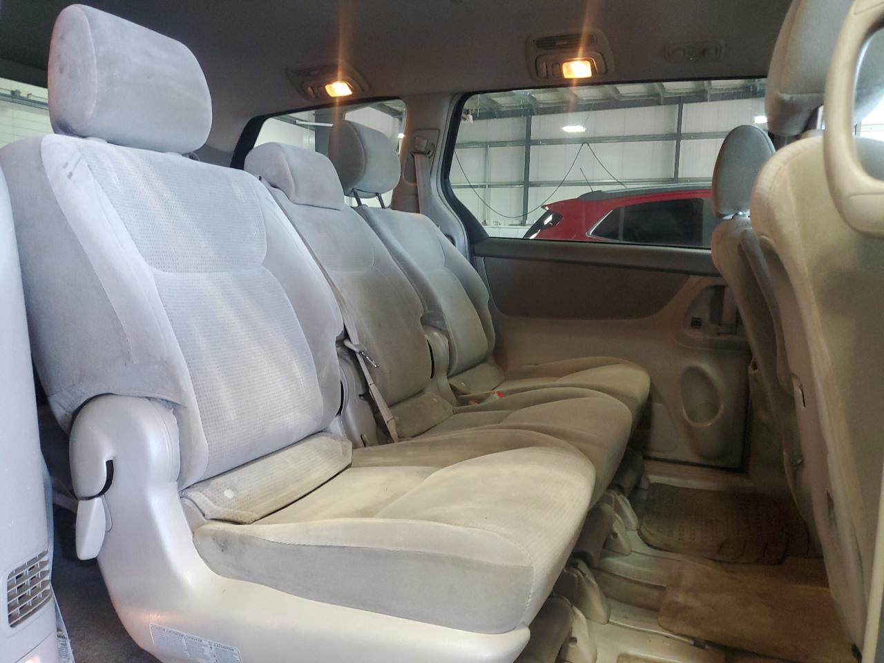 2005 Toyota Sienna Ce VIN: 5TDZA23C85S364824 Lot: 63143755