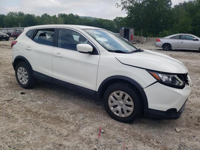 NISSAN ROGUE 2018 Белы