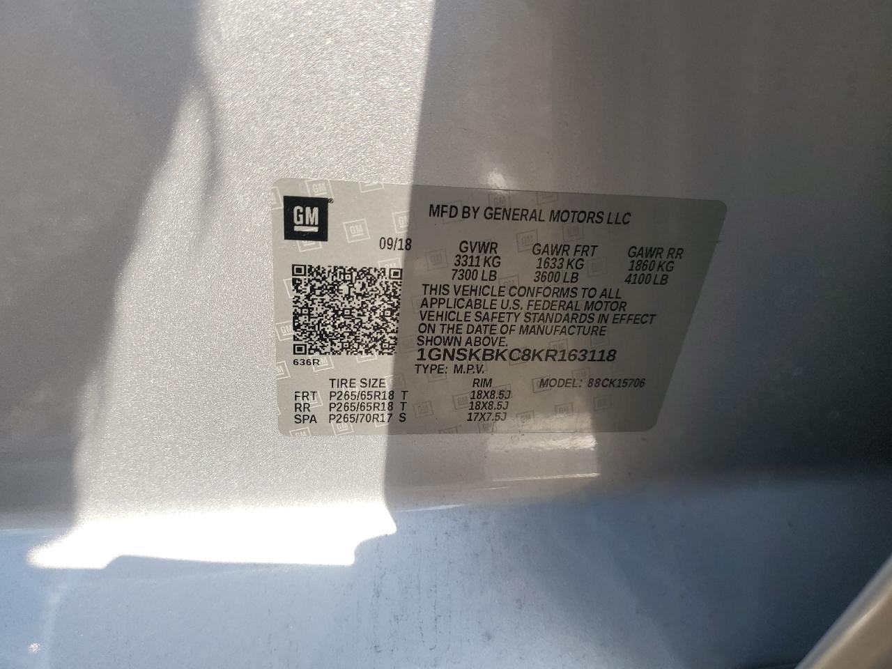 CHEVROLET TAHOE 2019 VIN 1GNSKBKC8KR163118 фото 13