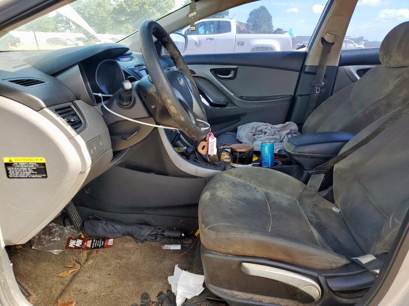  HYUNDAI ELANTRA 2016 Srebrny