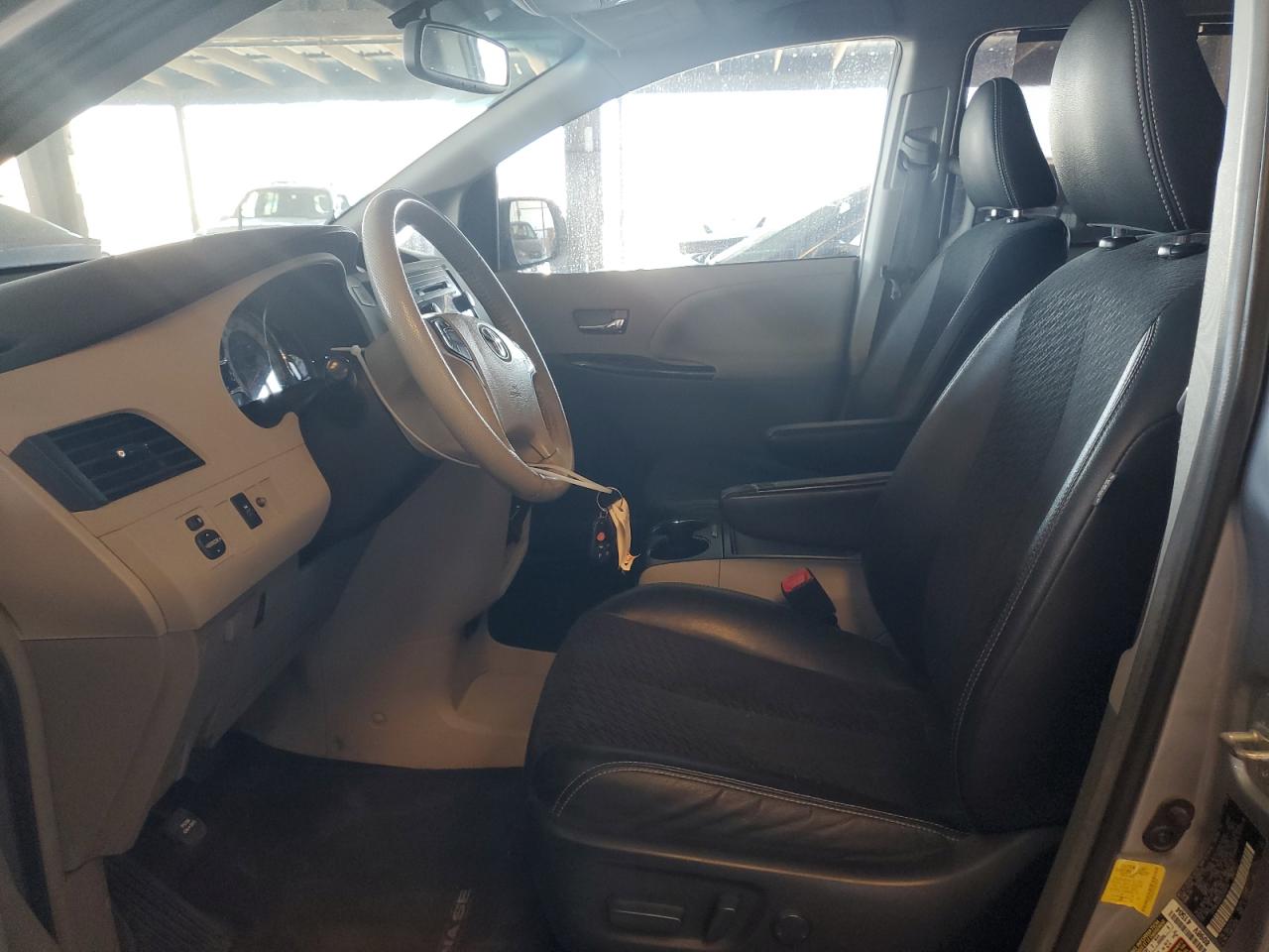 2012 Toyota Sienna Sport VIN: 5TDXK3DC6CS224518 Lot: 63013295