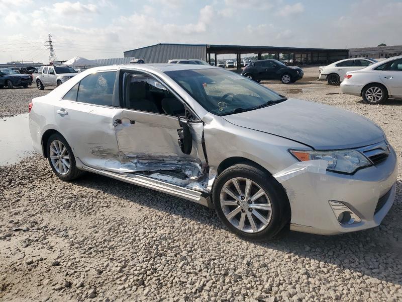 Sedans TOYOTA CAMRY 2013 Silver