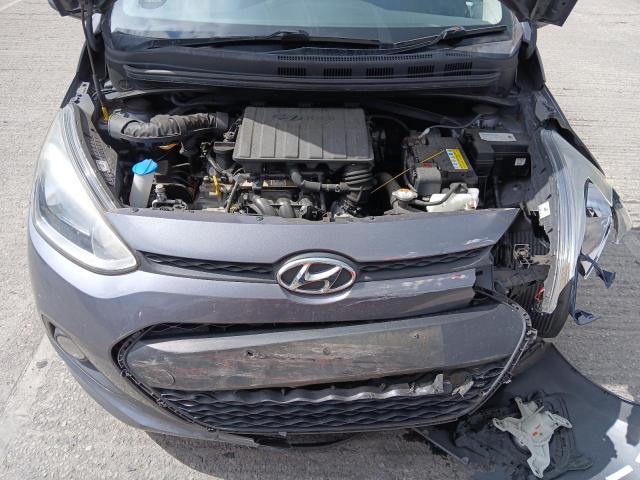 2015 HYUNDAI I10 SE
