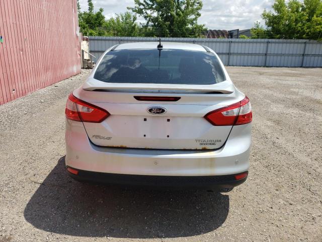 2012 FORD FOCUS TITANIUM  