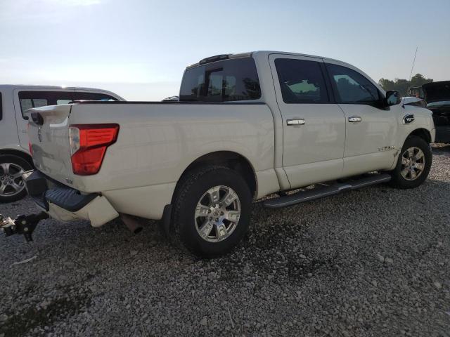  NISSAN TITAN 2017 Белы