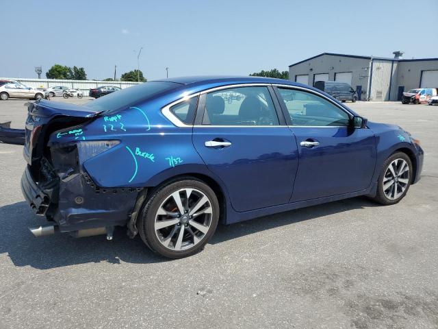  NISSAN ALTIMA 2017 Granatowy
