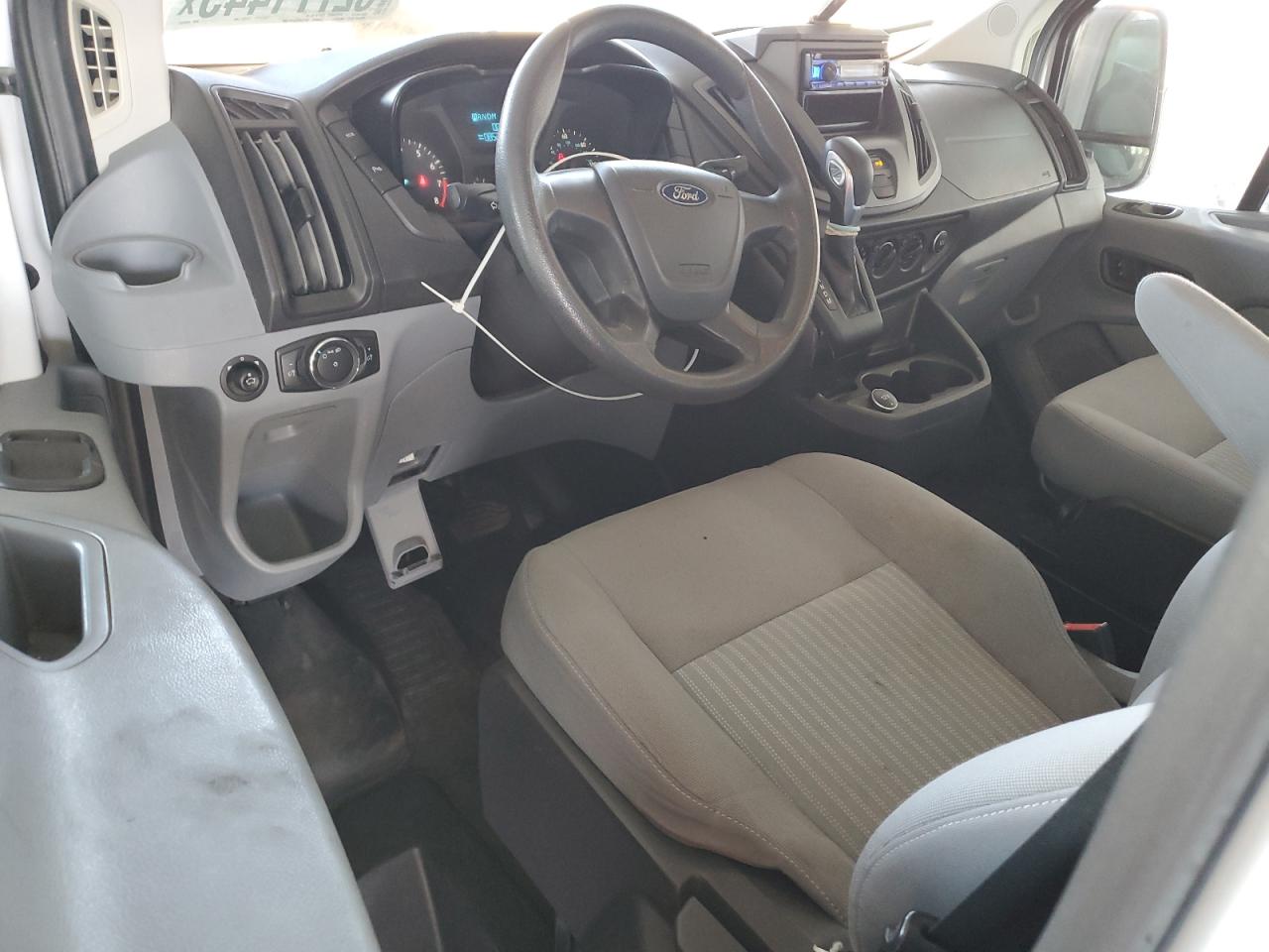 VIN: 1FTYR2YM3JKA96093 2018 FORD TRANSIT
