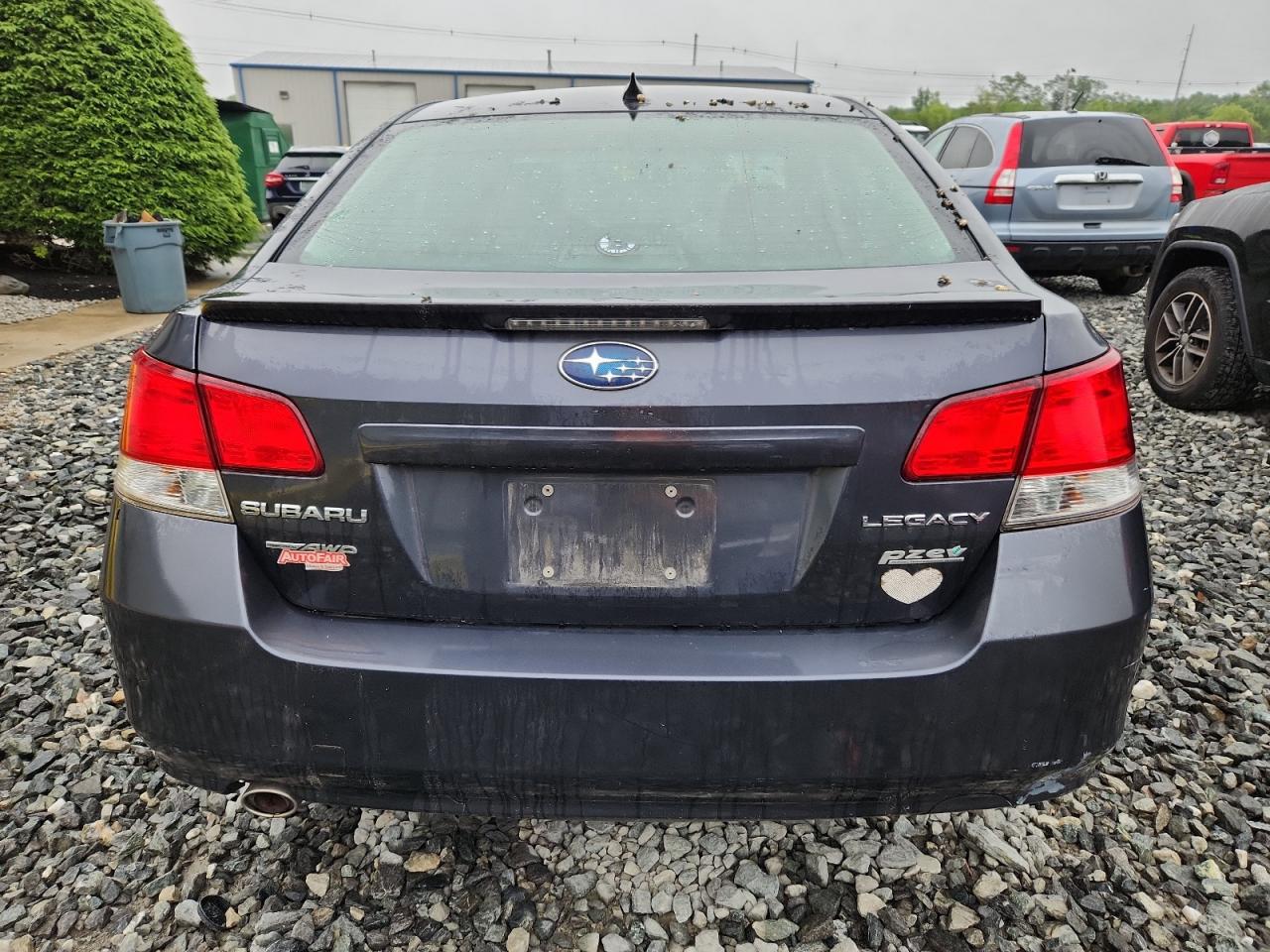 2011 Subaru Legacy 2.5I Limited VIN: 4S3BMBK65B3221847 Lot: 62217285