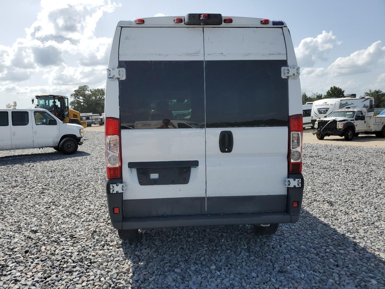 2018 Ram Promaster 2500 2500 High VIN: 3C6TRVDG2JE145869 Lot: 58159735