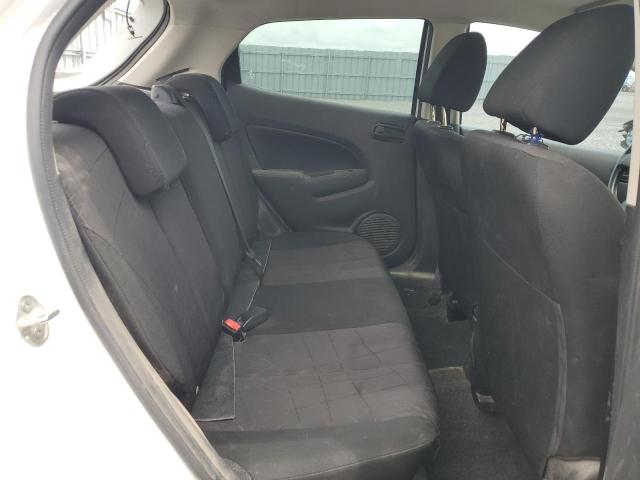 2013 MAZDA MAZDA2   