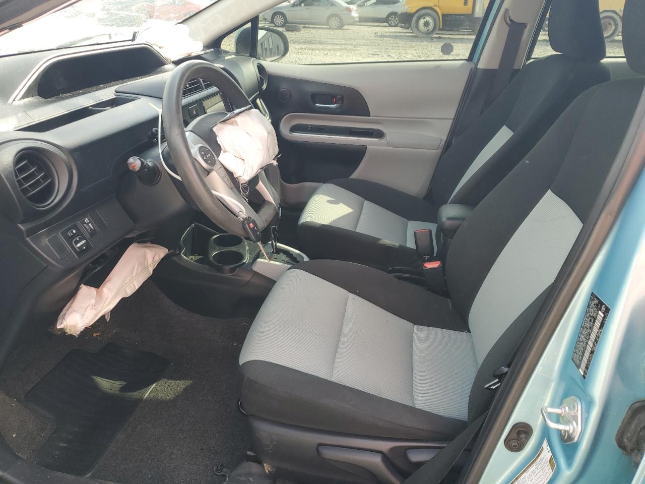 2014 Toyota Prius C VIN: JTDKDTB3XE1060276 Lot: 60109285