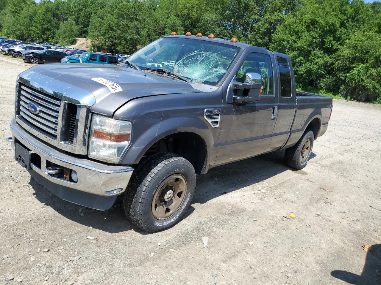 2008 Ford F250 Super 5.4L იყიდება North Billerica-ში, MA - Top/Roof