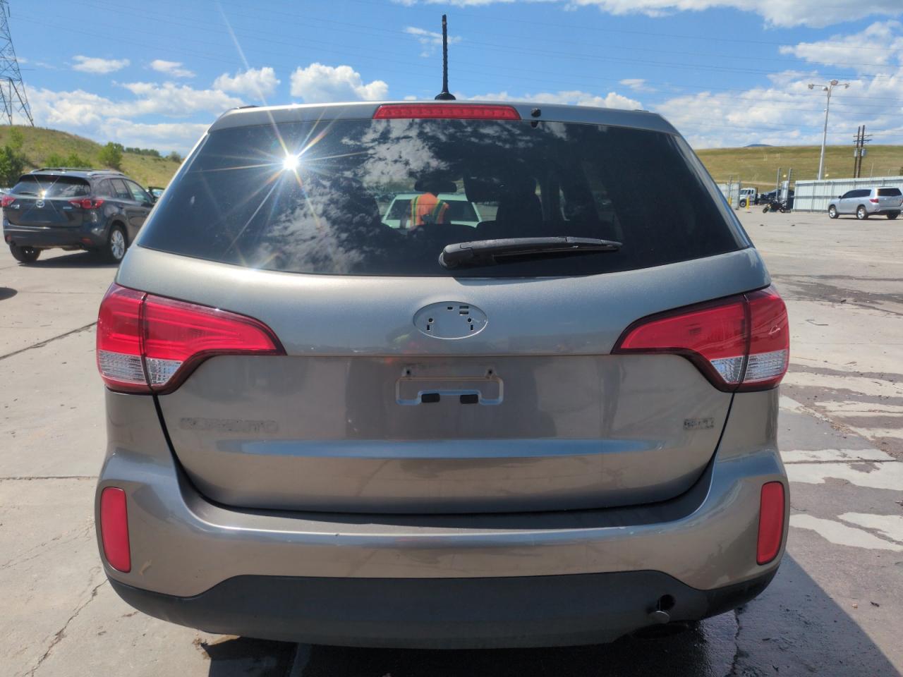 KIA SORENTO 2015 VIN 5XYKTCA66FG640611 фото 6