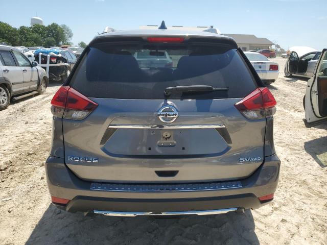  NISSAN ROGUE 2018 Srebrny