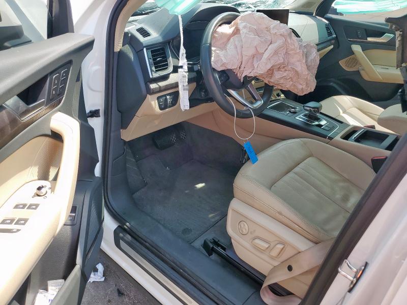  AUDI Q5 2018 Белы