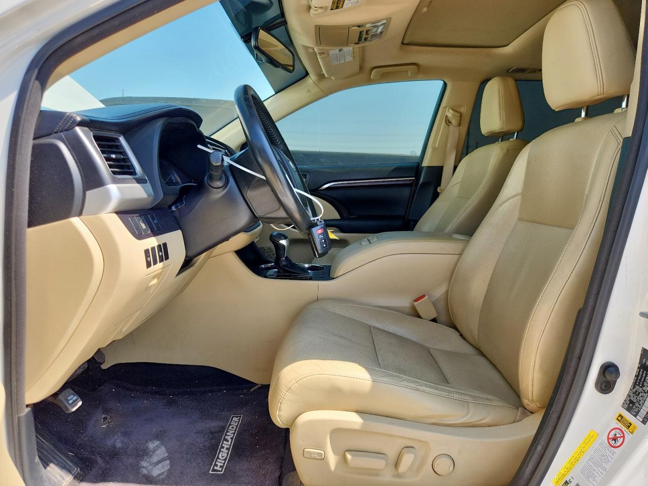 2015 Toyota Highlander Limited VIN: 5TDYKRFHXFS068858 Lot: 57918845