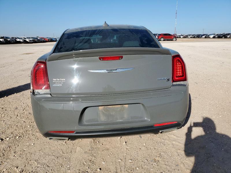  CHRYSLER 300 2017 Gray