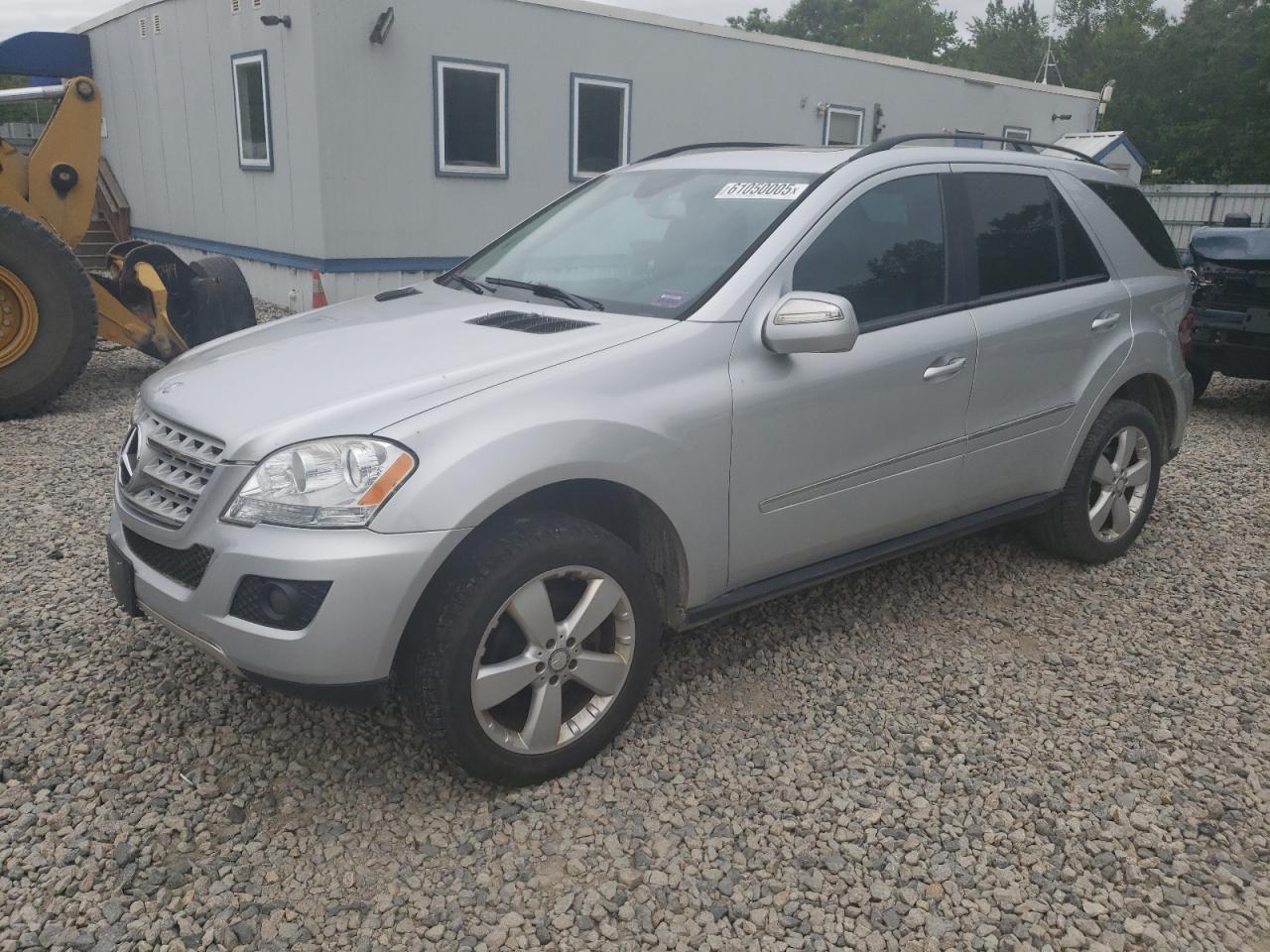 2009 Mercedes-Benz Ml 350 იყიდება Lyman-ში, ME - Minor Dent/Scratches