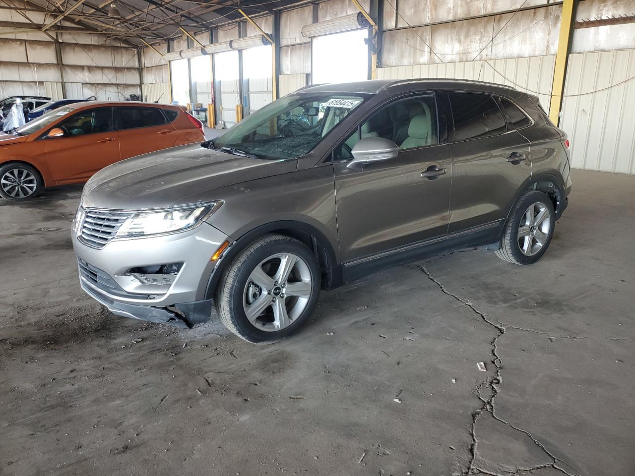 5LMCJ1C93HUL14667 LINCOLN MKC Photo 1