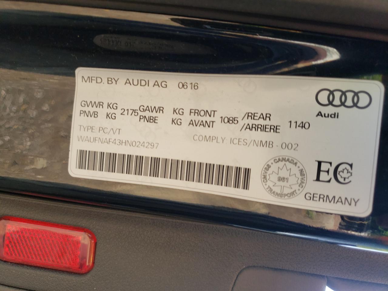 2017 Audi A4 Prestige VIN: WAUFNAF43HN024297 Lot: 59566395