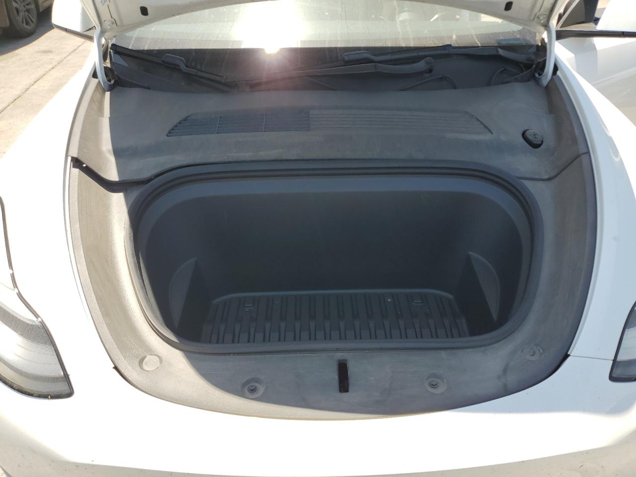 2020 Tesla Model Y VIN: 5YJYGDEE7LF030810 Lot: 61496325