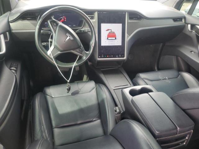 TESLA MODEL X 2018 Biały