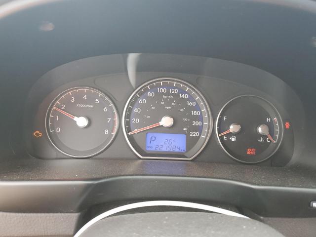 2010 HYUNDAI SANTA FE GLS  