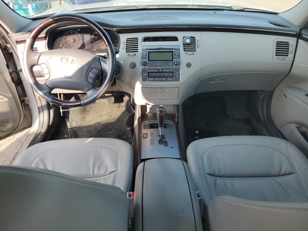 2010 Hyundai Azera Gls VIN: KMHFC4DF9AA512421 Lot: 59077225