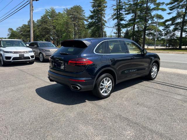 Parquets PORSCHE CAYENNE 2016 Czarny