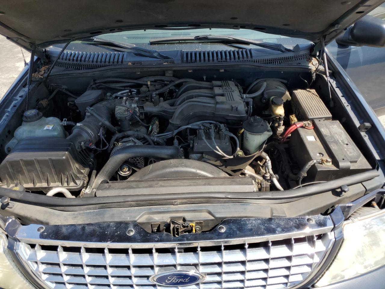 2004 Ford Explorer Xlt VIN: 1FMDU63E84UB96246 Lot: 62611125