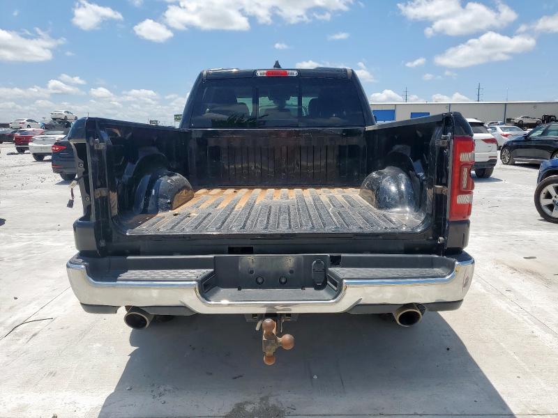  RAM 1500 2020 Czarny