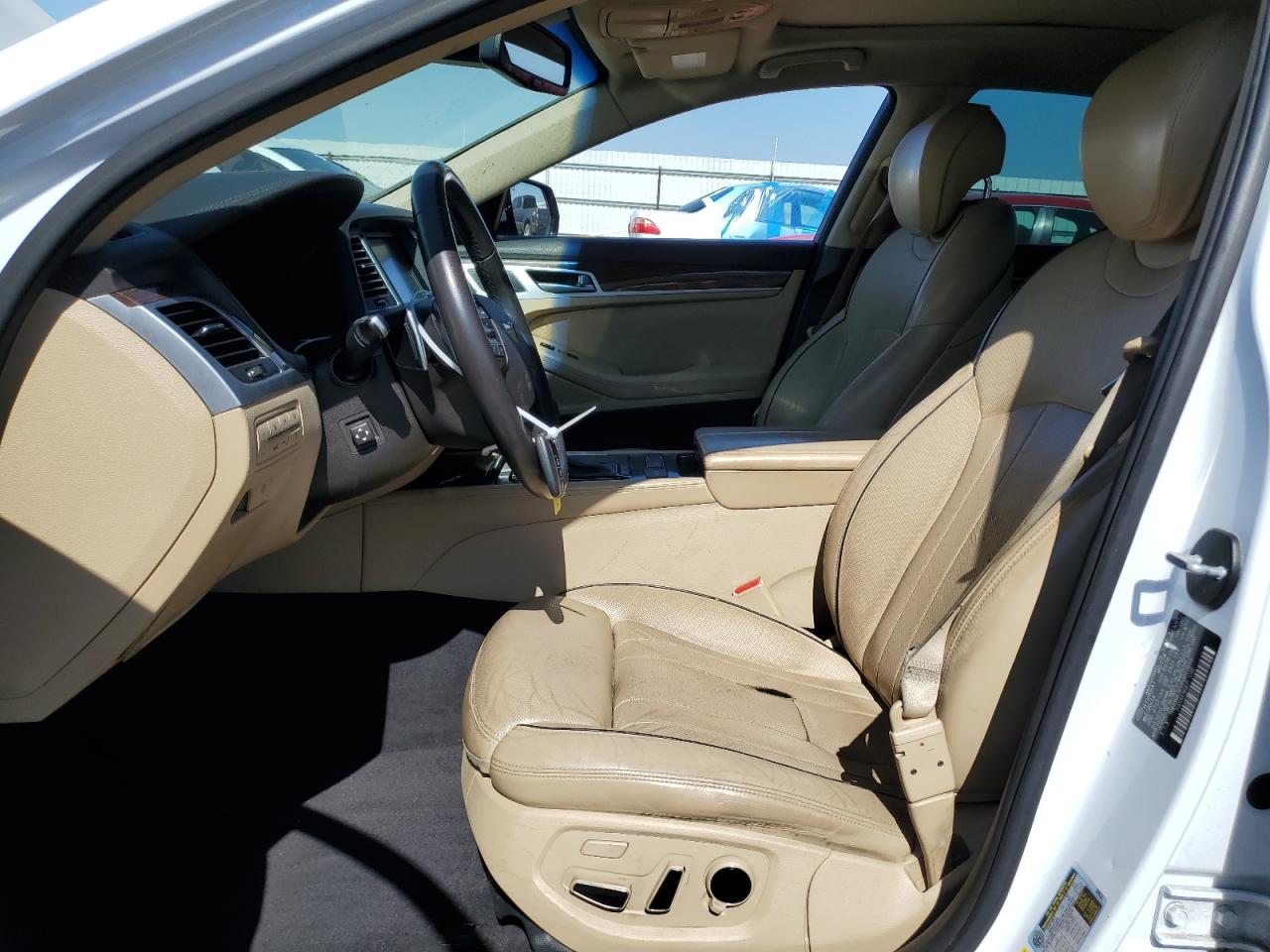 2015 Hyundai Genesis 3.8L VIN: KMHGN4JEXFU017015 Lot: 62529275