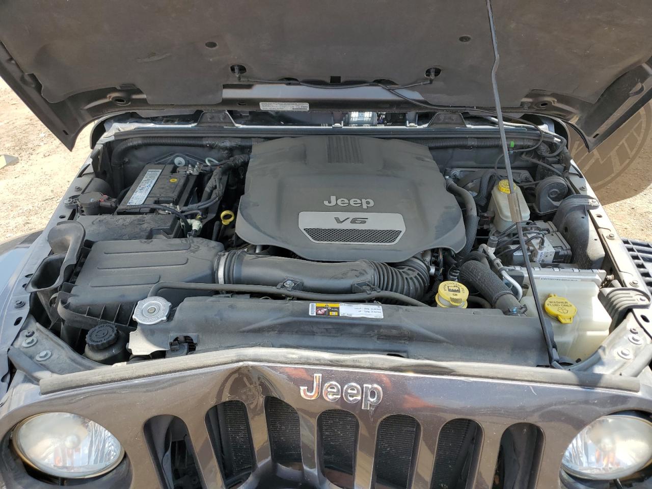 2014 Jeep Wrangler Unlimited Sahara VIN: 1C4BJWEG4EL262205 Lot: 63114845