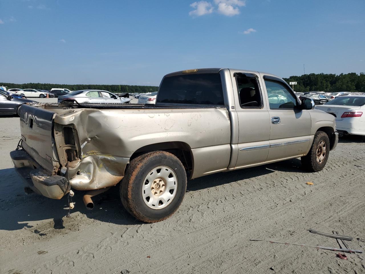2003 GMC New Sierra C1500 beige null gas 2GTEC19V131365927 photo #4