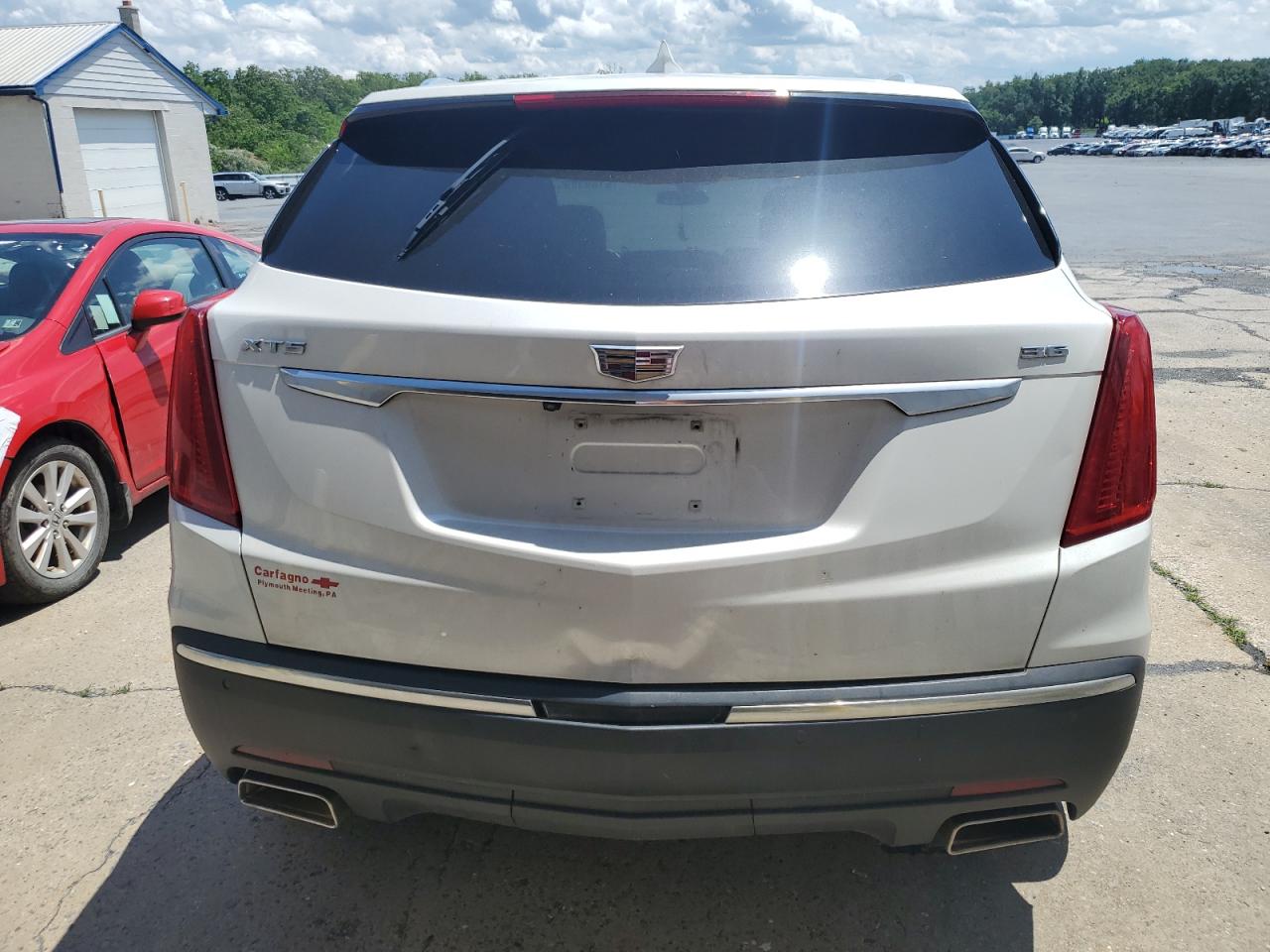 2017 Cadillac Xt5 Luxury VIN: 1GYKNBRS8HZ114050 Lot: 61893895