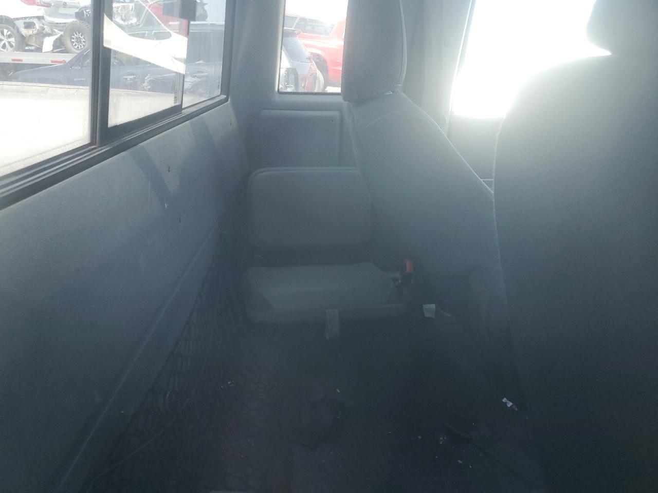 FORD RANGER 2011 VIN 1FTKR1EE7BPB05377 photo 10