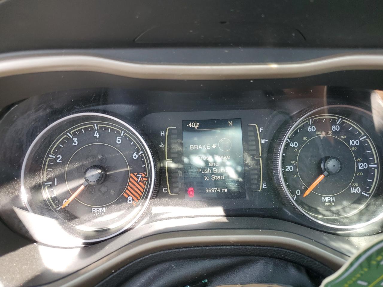 1c4pjmcsxfw730004 1C4PJMCSXFW730004 2015 Jeep Cherokee Latitude