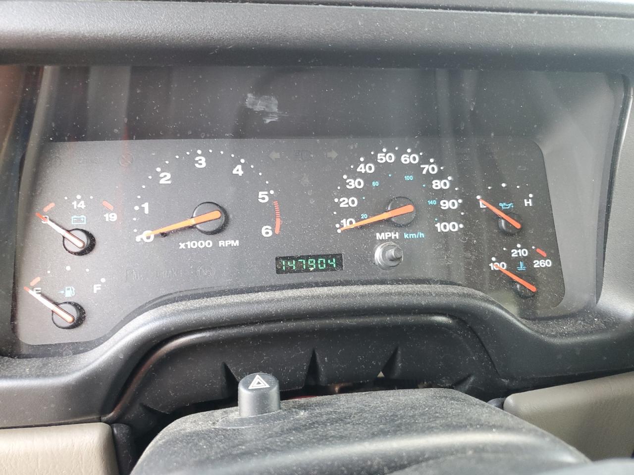 2003 Jeep Wrangler / Tj Sahara VIN: 1J4FA59S53P369077 Lot: 61445025