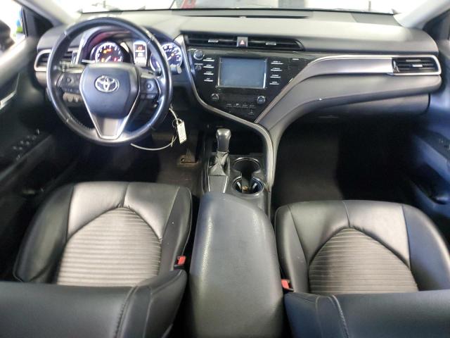  TOYOTA CAMRY 2019 Srebrny