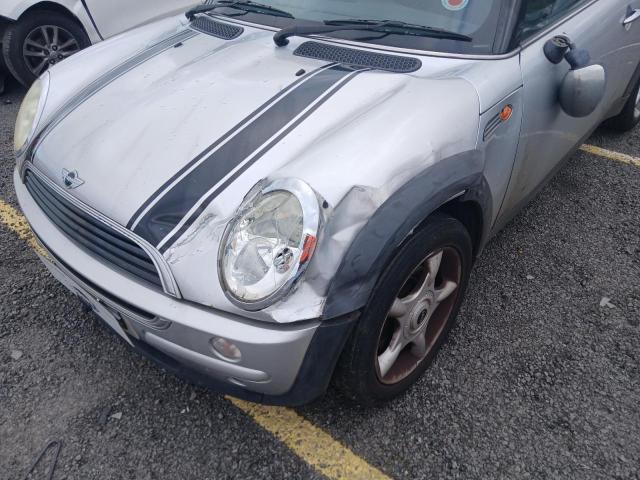 2004 MINI MINI ONE