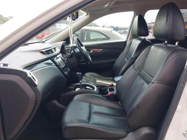 2015 NISSAN X-TRAIL TE
